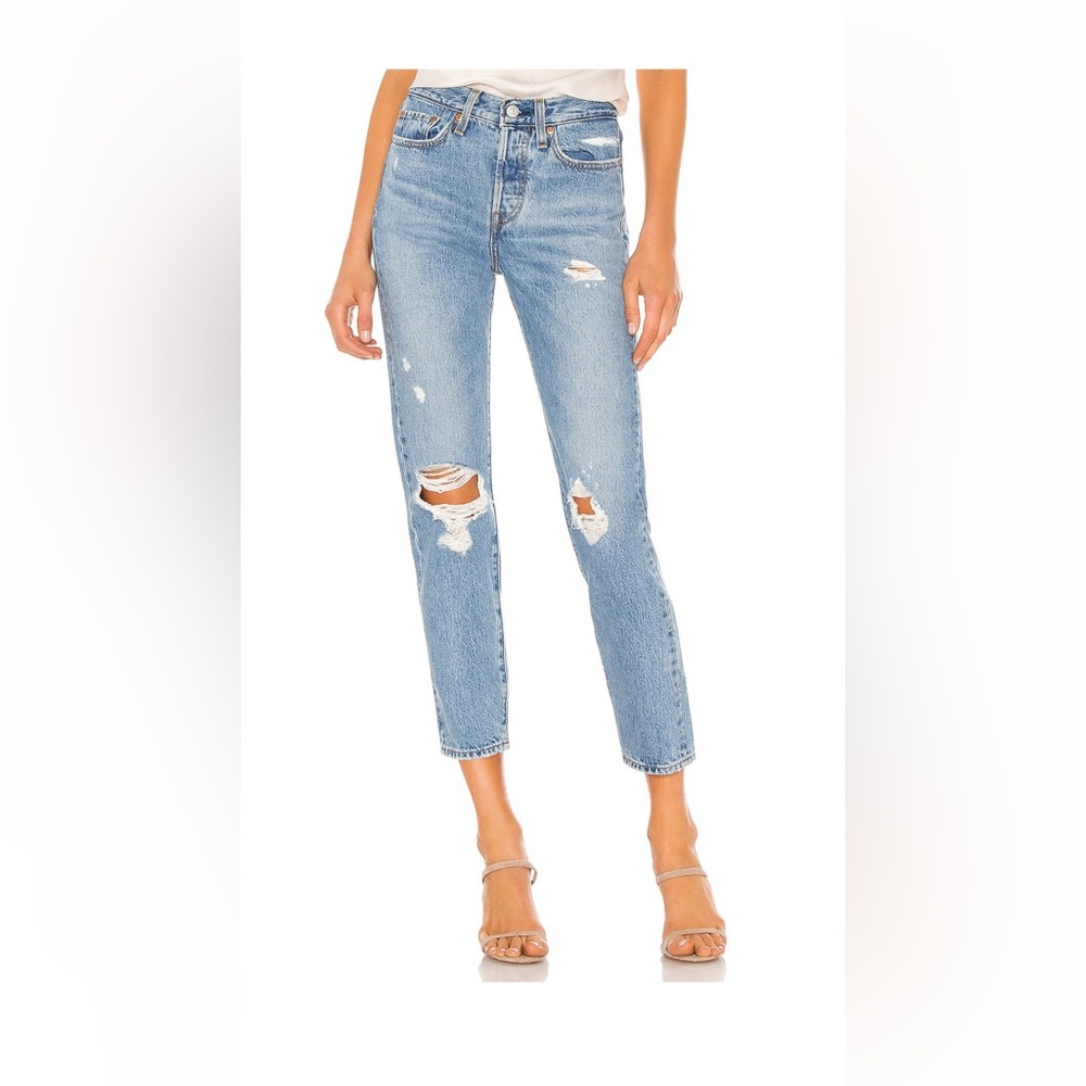 Levi Wedgie Icon Fit Jeans - WORN ONCE!!